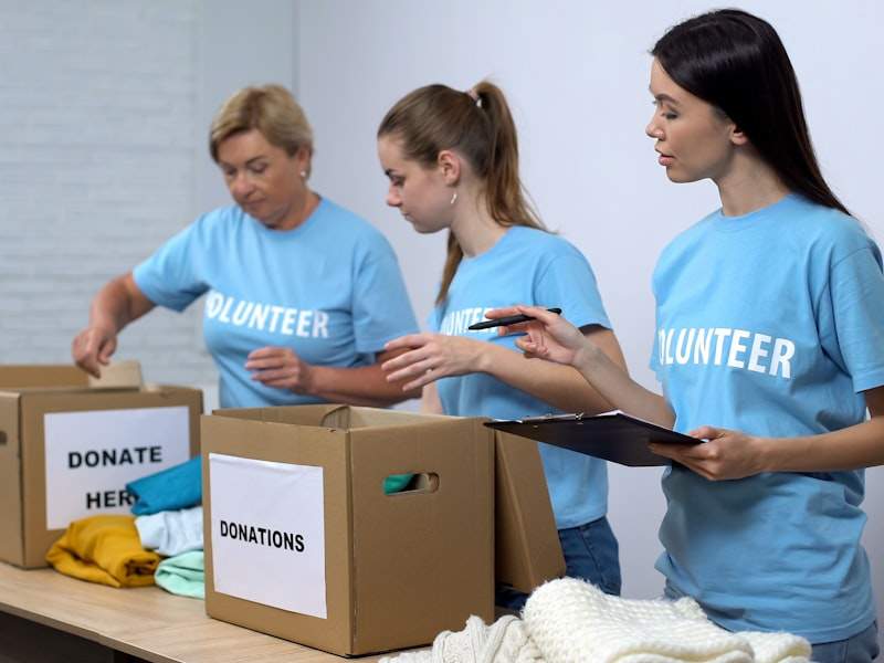 DIY vs Professional Junk Removal in Beverly Hills: Which Is Better?